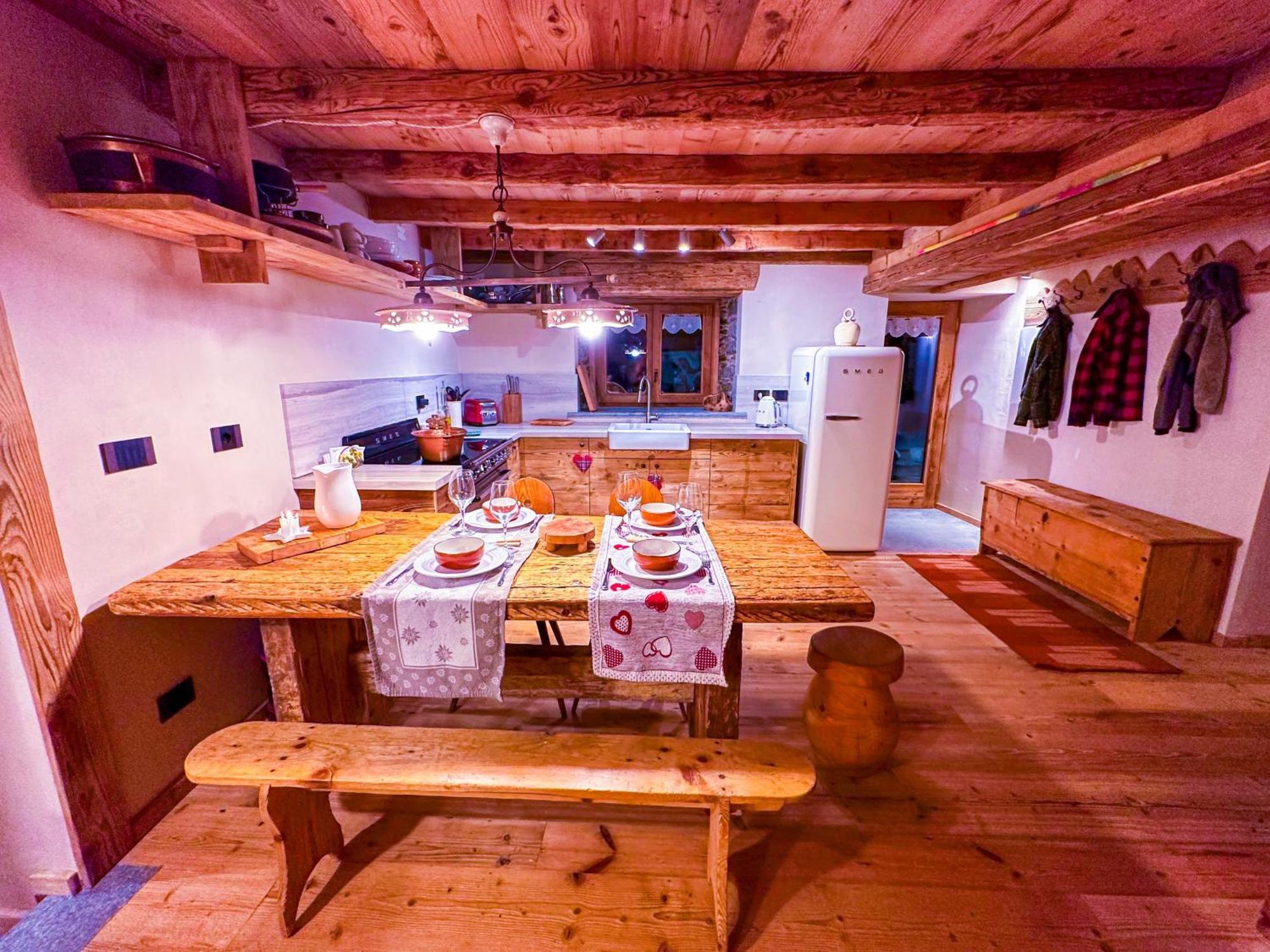 שמפולוק Joivy Modern Family Chalet With Stunning Mountain Views מראה חיצוני תמונה