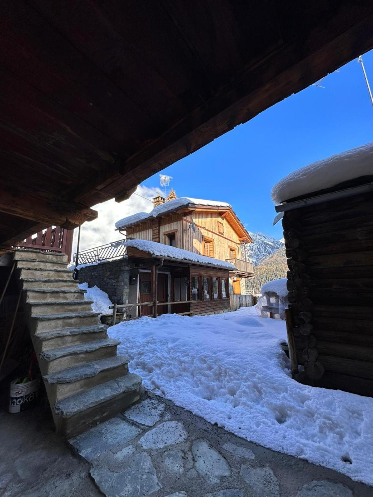 שמפולוק Joivy Modern Family Chalet With Stunning Mountain Views מראה חיצוני תמונה